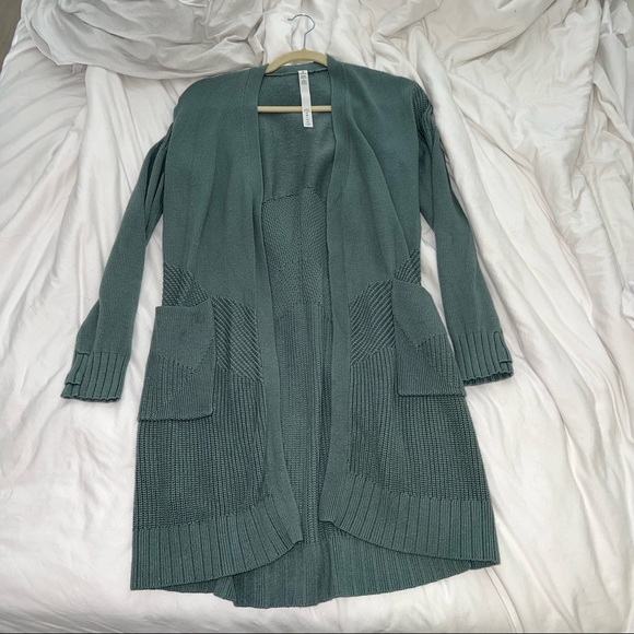 Lululemon sincerely yours sweater wrap size XS/S - Picture 3 of 8